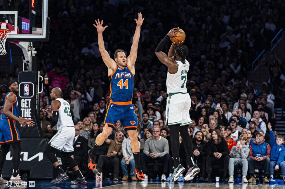 仅巩固了他 仅巩固了他