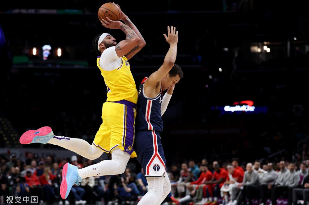 次决赛中打 次决赛中打